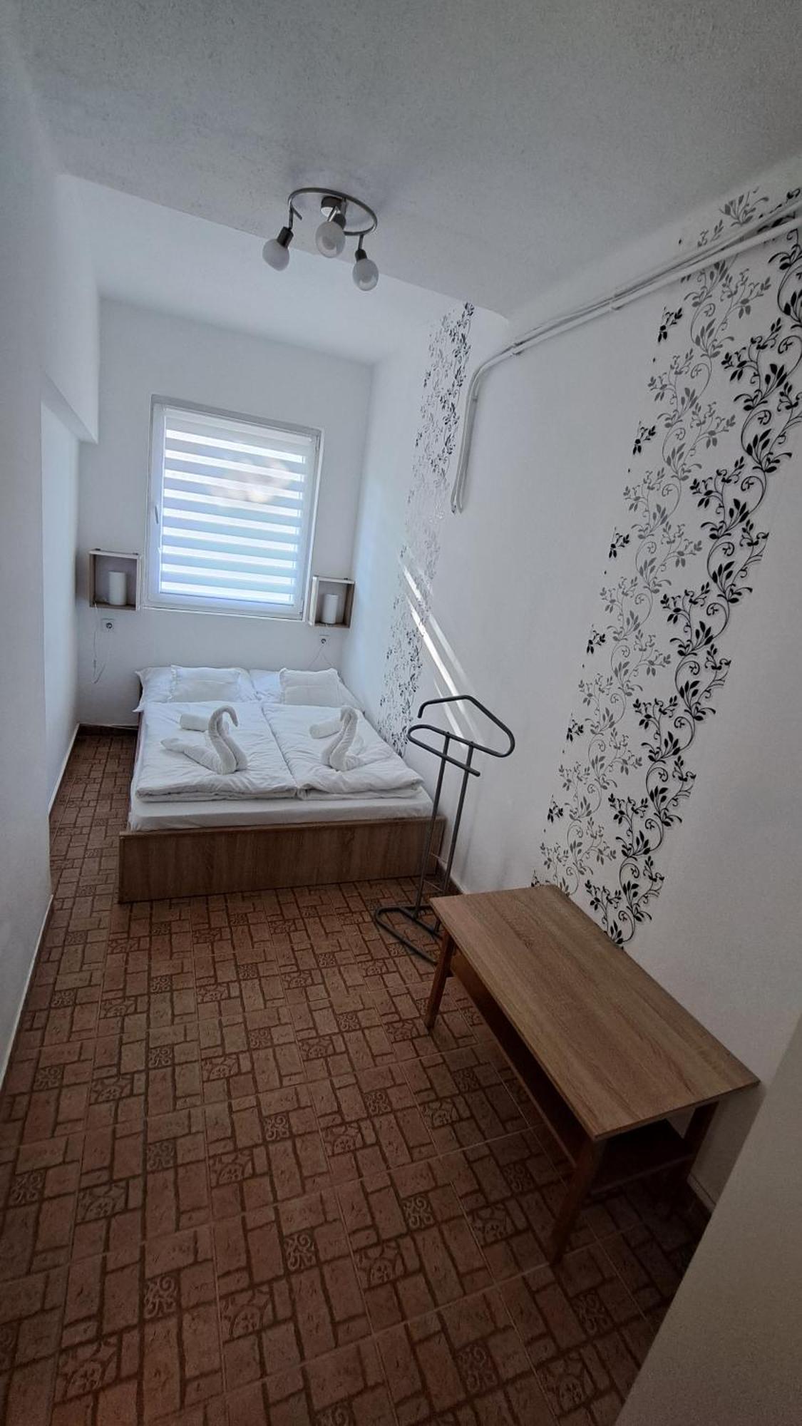 Marabella Apartmanok ไฮจ์ดุสโซบอสโล ภายนอก รูปภาพ